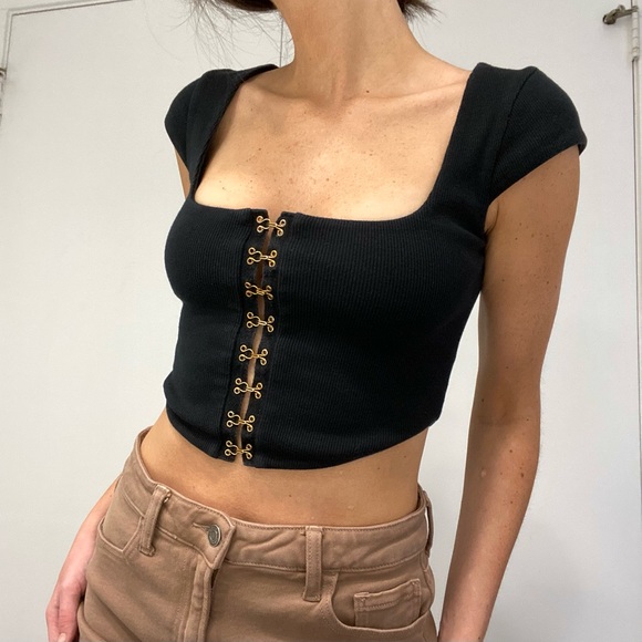 ARE YOU AM I Tops - Are You Am I Zinha Crop Corset Tee Top in Black
